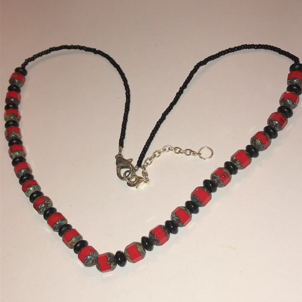 Vintage Red & Black Seed Bead Beaded Boho Necklace